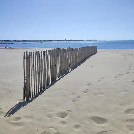Les Dunes Apartment